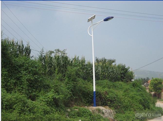 > 南阳太阳能路灯厂家价格无极灯作为新型光源相比传统光源环保,节能